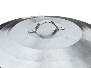 Reinforced Metal Lid on Silver Galvanized Steel Trash Can