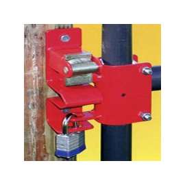 SpeeCo S16100500 Gate Latch, 1-Way, Lockable, Steel, Red, For: 1-5/8 to 2 in OD Round Tube Gate