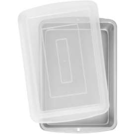 13x9 Covered Cake Pan