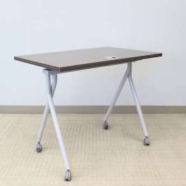 Boss Flip Top Training Table