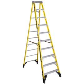Werner 10 ft. H Fiberglass Step Ladder Type IAA 375 lb. capacity
