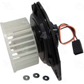 Four Seasons 35318 - HVAC Blower Motor with Wheel
