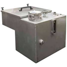 Buyers Frame Mount Reservoir, SMR30VESS, 30 Gallon, Stainless Steel