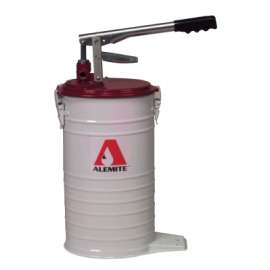 Volume Delivery Bucket Pumps, 25-35 lb