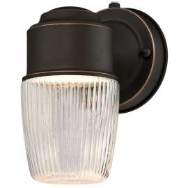 Westinghouse 6106900 Wall Fixture with Dusk-to-Dawn Sensor, 120 V, 6 W, LED Lamp, 400 Lumens Lumens, 3000 K Color Temp