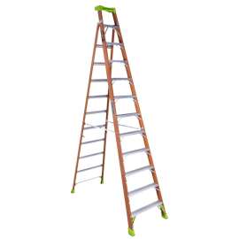 LADDER IA FBRGLS CRS-STEP 12FT