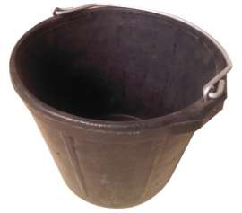 MR 8QT BLK Rubb Bucket