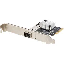 StarTech.com 10G PCIe SFP+ Card, Single SFP+ Port Network Adapter, Open SFP+ for MSA-Compliant Modules/Cables, 10 Gigabit PCIe NIC Card, Up to 10 Gbps PCIe network card, MSA compliant SFP+ slot, Eliminate EMI using Fiber, MMF/SMF/Copper Support